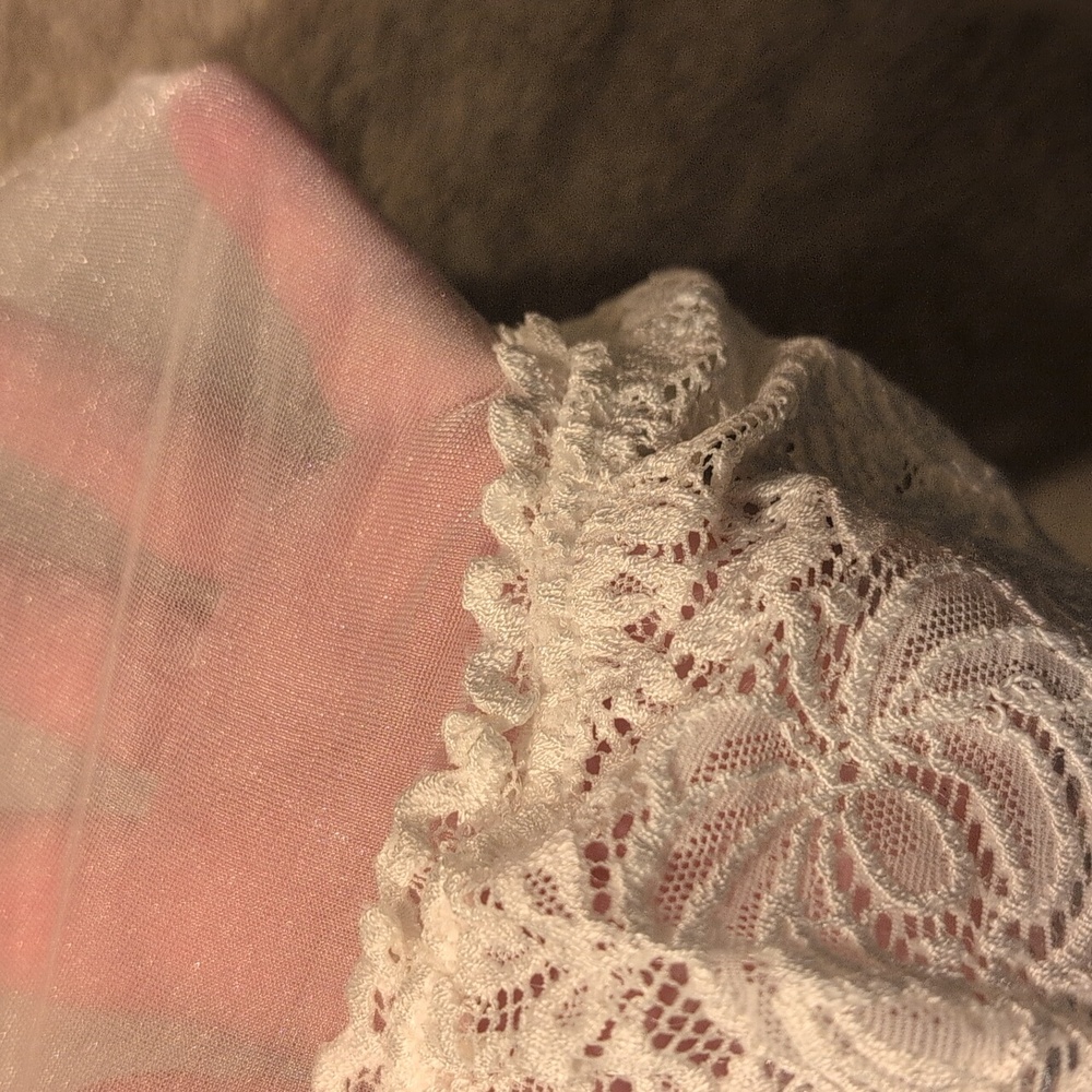 White Lace Sheer Thighs / Stockings - Picture 5 of 5